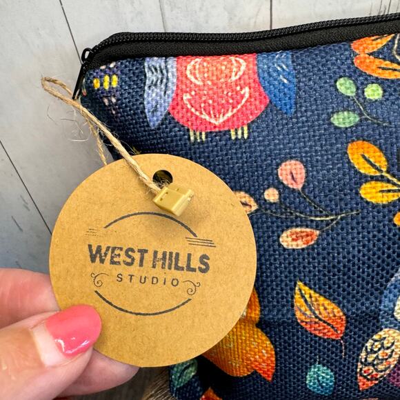 Blue Makeup Canvas Bag Artist Pouch Barn Owls Woodland Animals NEW FAST SHIP - Picture 6 of 6